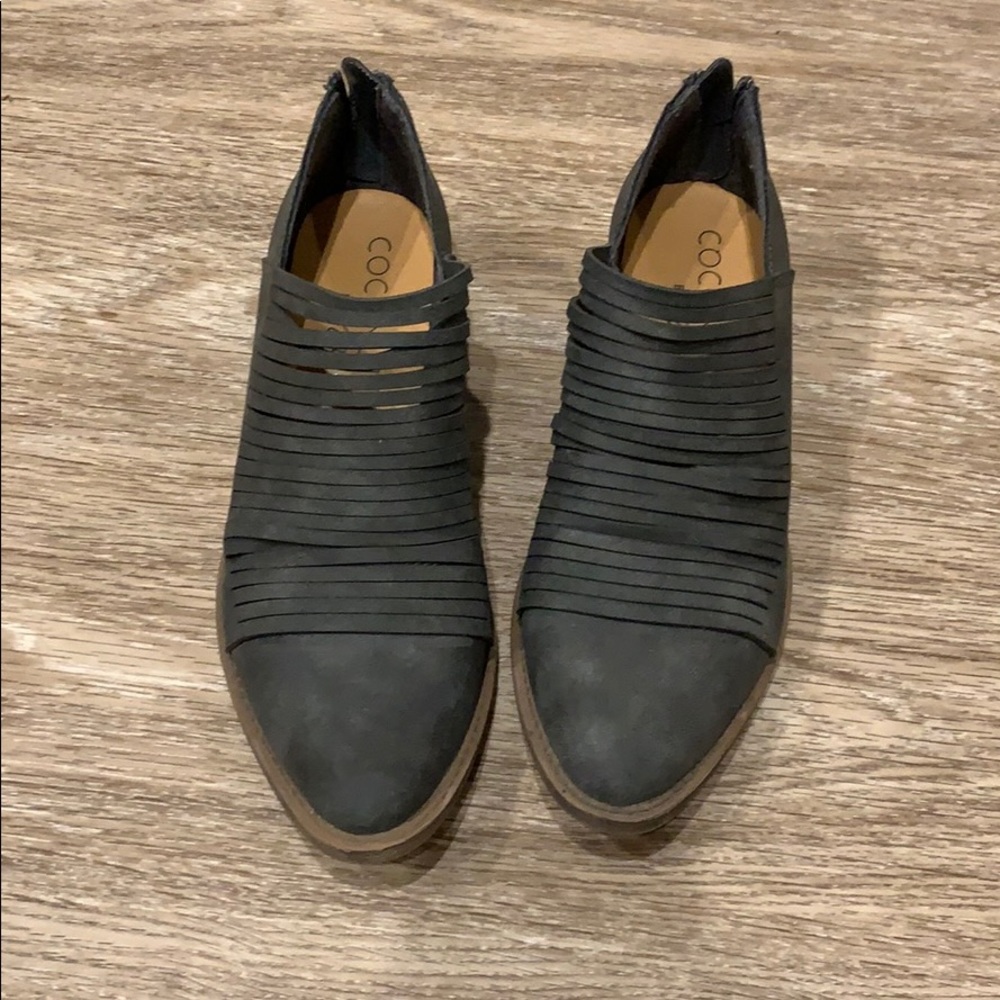 Coconuts By Matisse Gray Cutout Booties